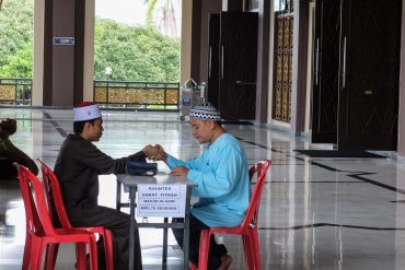 cara menghitung zakat (source shutterstock)