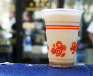 Bikin Seger! Ini 5 Minuman Halal di China yang Wajib Dicoba minuman halal di china