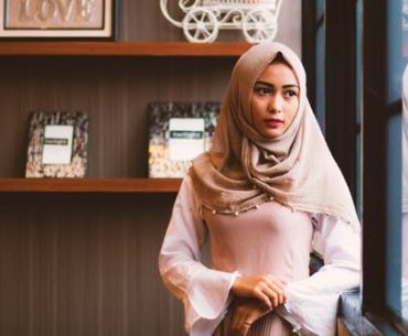 5 negara melarang keras wanita berhijab