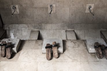 tayamum menggunakan tanah atau debu