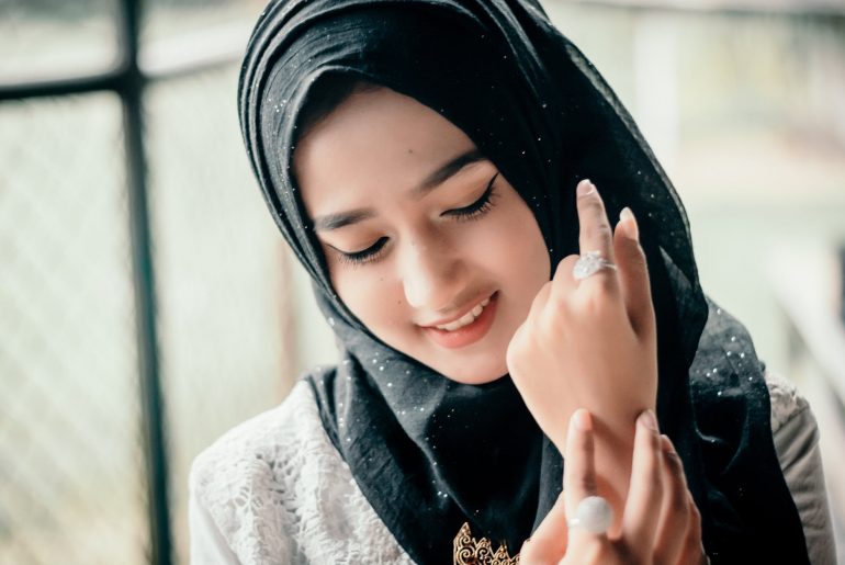 Tips Ampuh Memilih Niqab yang Nyaman, Cobain Deh! tips memilih niqab