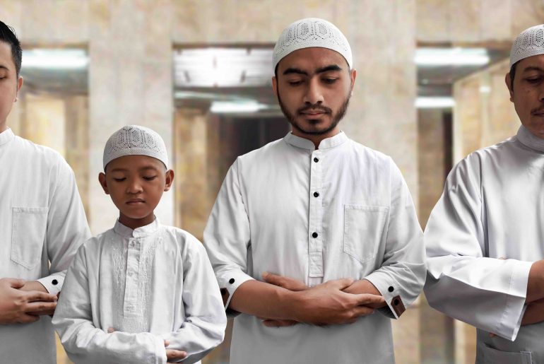 Ini Waktu Terbaik untuk Lakukan Sholat Tarawih - Umroh.com