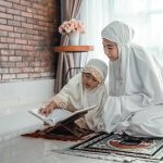 contoh akhlakul karimah