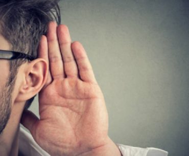 hukum mendengarkan gibah