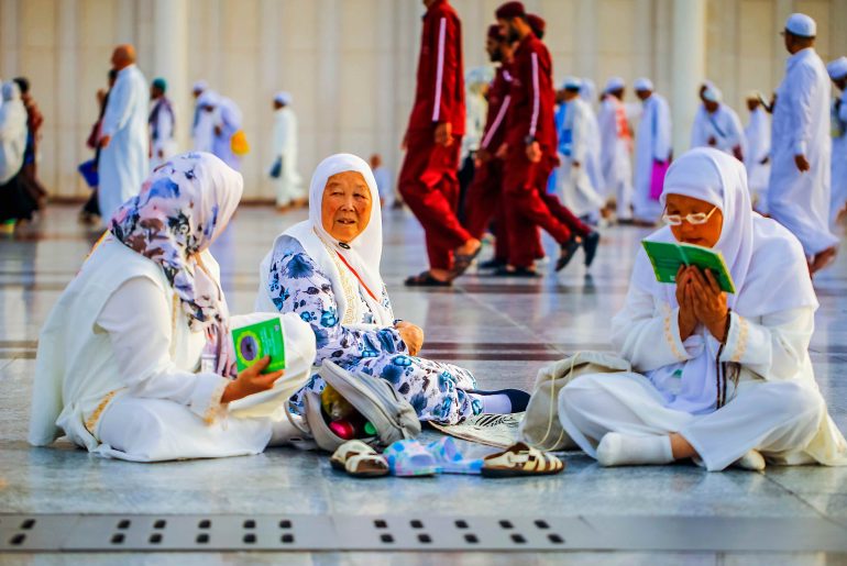 Heboh Jamaah Umroh Ditipu, Ini Tips Jitu Memilih Travel jamaah umroh ditipu