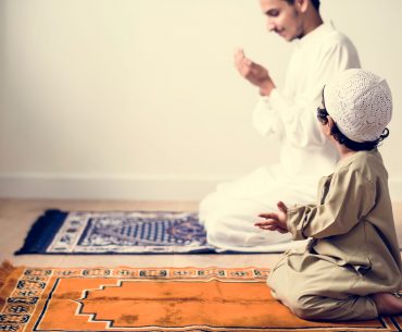 Inilah Adab Imam Sholat, Tidak Boleh Sembarangan keutamaan doa qunut