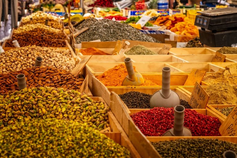 Makanan Tanpa Label Halal, Bolehkah Dimakan? makanan tanpa label halal