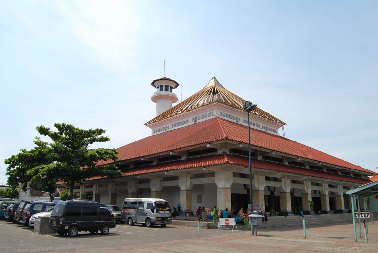 11 Masjid  Tertua di Indonesia yang Masih Banyak Dikunjungi 