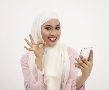 adab ketika mendengar adzan