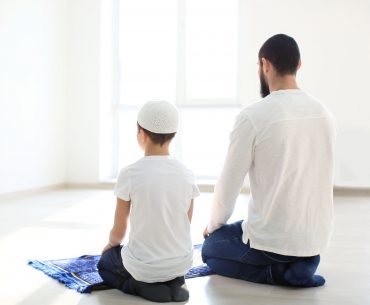 hukum menjamak sholat