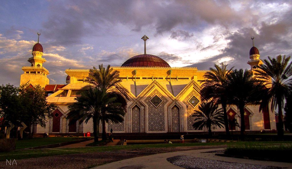 10 Masjid Terbersih di Jakarta yang Bisa Dikunjungi - Umroh.com