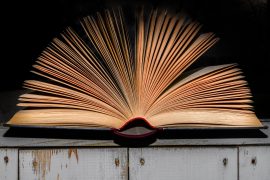 Perbedaan Al - Quran dengan Hadist Qudsi