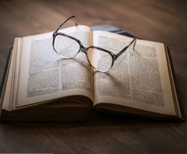 keutamaan menuntut ilmu