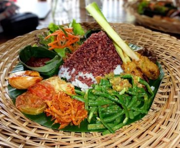 10 Makanan Buka Puasa Tradisional yang Tak Kalah Lezat 10 makanan buka puasa tradisional