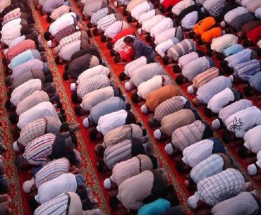 Hukum Sholat Tarawih dan Tata Cara Berjamaah Maupun Sendiri hukum sholat tarawih