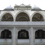 doa masuk dan keluar masjid