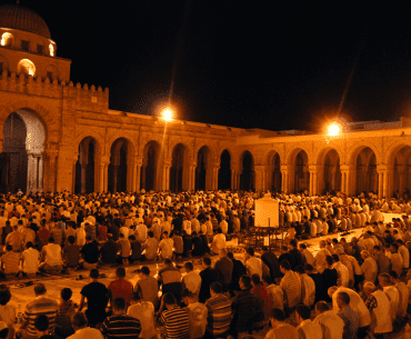 hukum sholawat saat tarawih